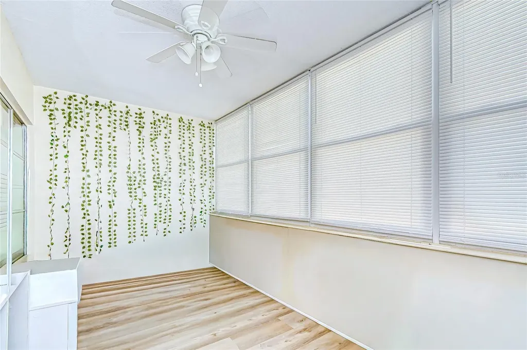 5155 9th Avenue N St Petersburg FL 33710