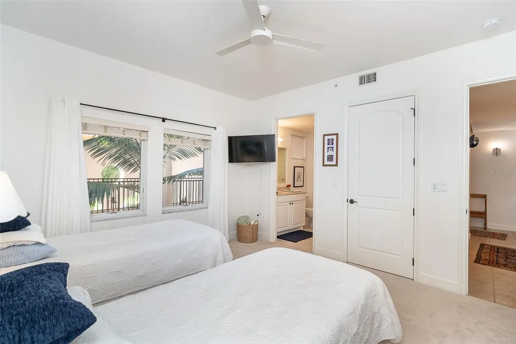 11220 Hacienda Del Mar Boulevard Placida FL 33946