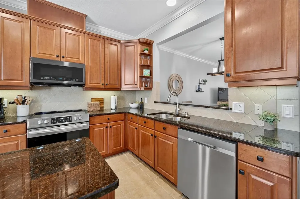 114 Aberdeen Pond Drive Apollo Beach FL 33572