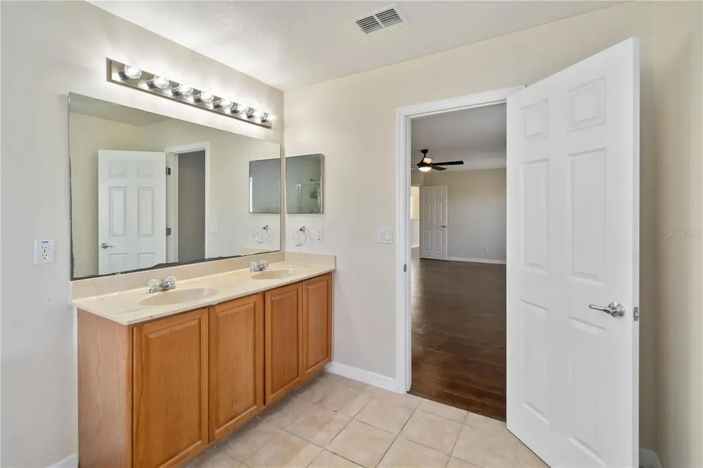 10408 Chorlton Circle Orlando FL 32832