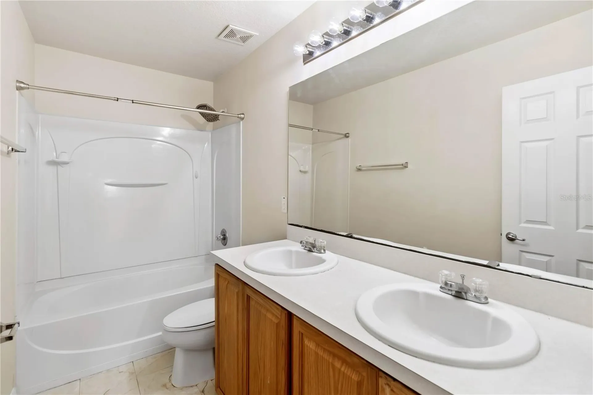 10408 Chorlton Circle Orlando FL 32832