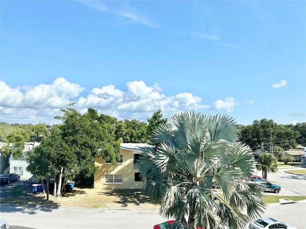 100 Waverly Way Clearwater FL 33756