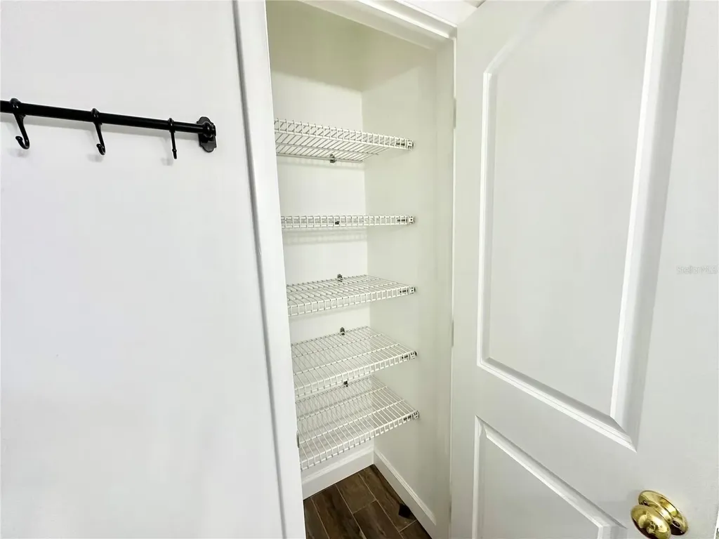 100 Waverly Way Clearwater FL 33756