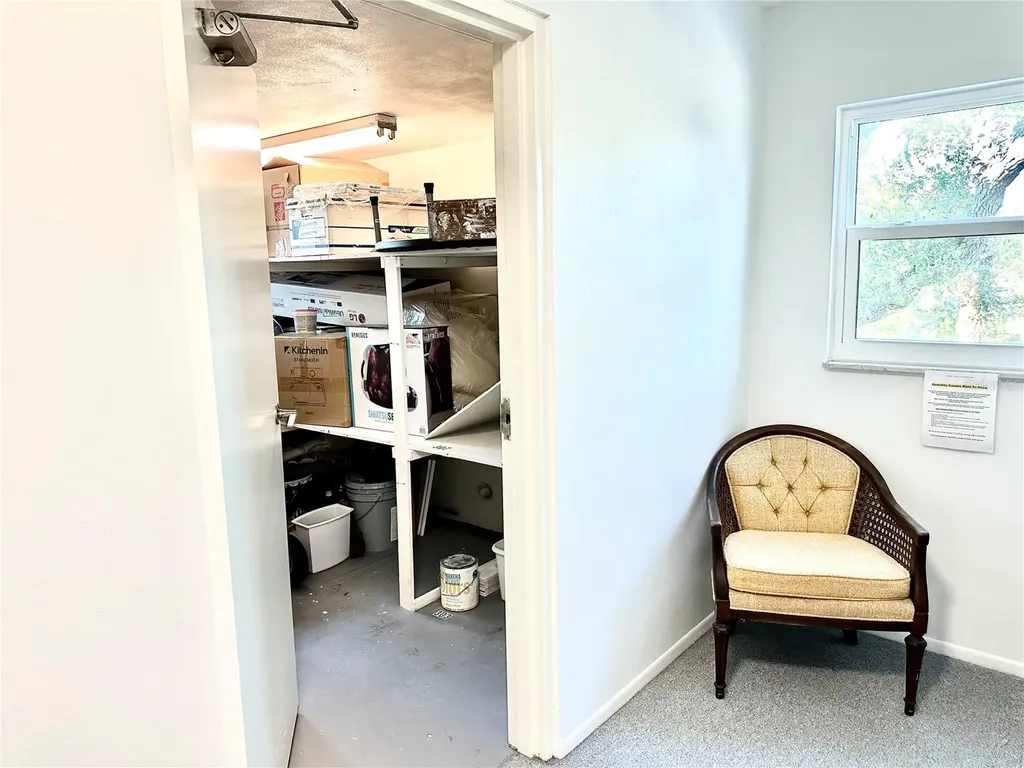 100 Waverly Way Clearwater FL 33756