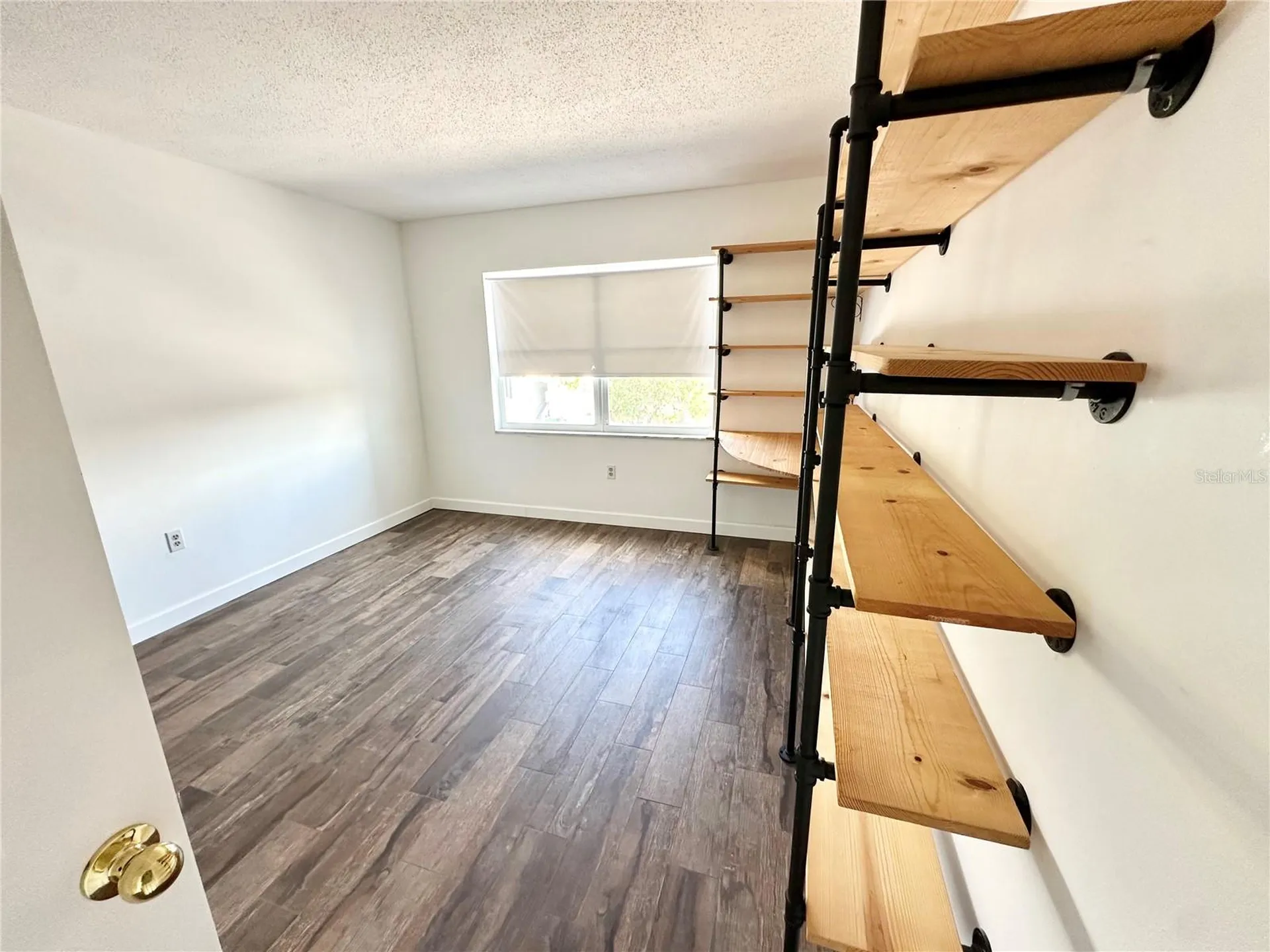 100 Waverly Way Clearwater FL 33756