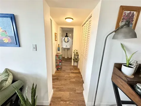 100 Waverly Way Clearwater FL 33756