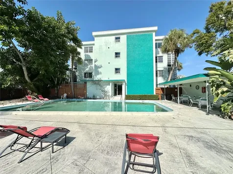 100 Waverly Way Clearwater FL 33756
