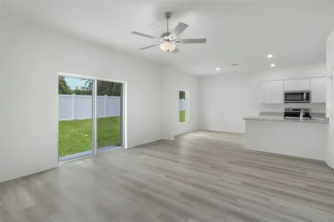 13320 Tula Loop Astatula FL 34705