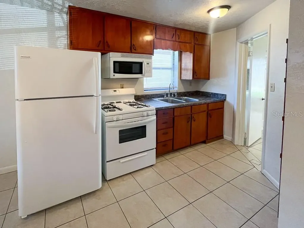 1406 SW 18th Place Gainesville FL 32608