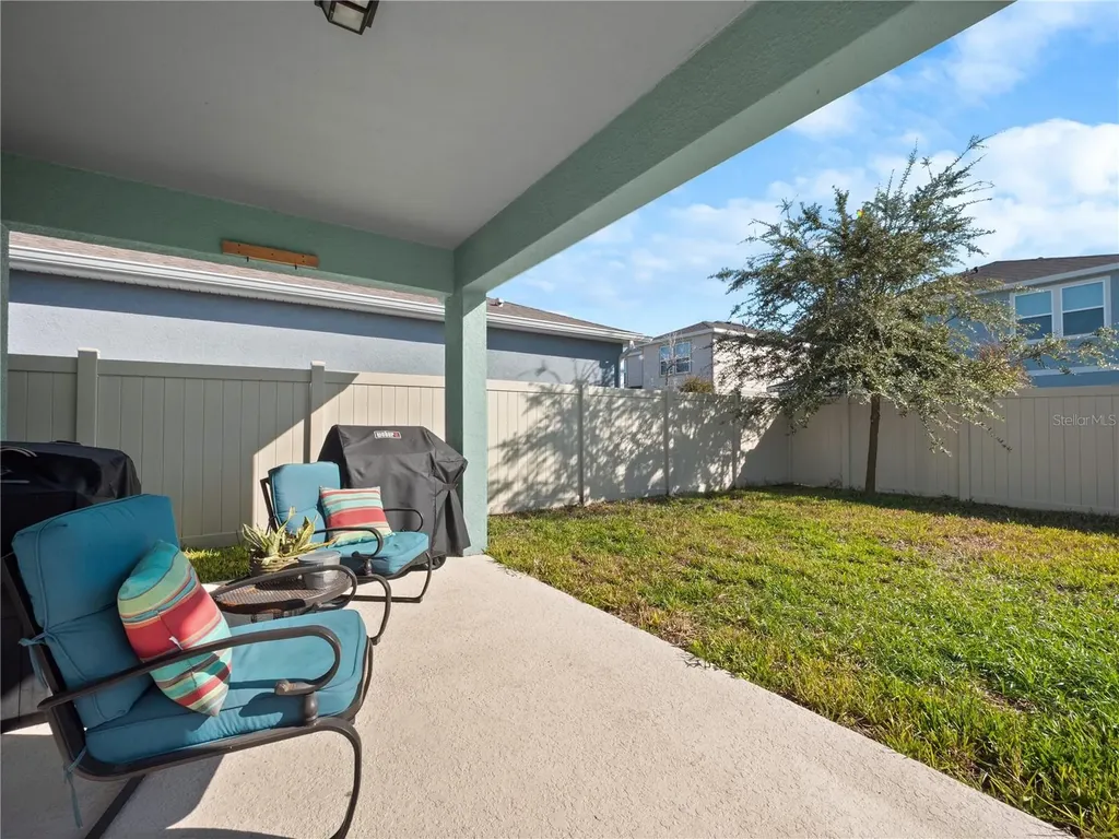2106 Charming Avenue Davenport FL 33896