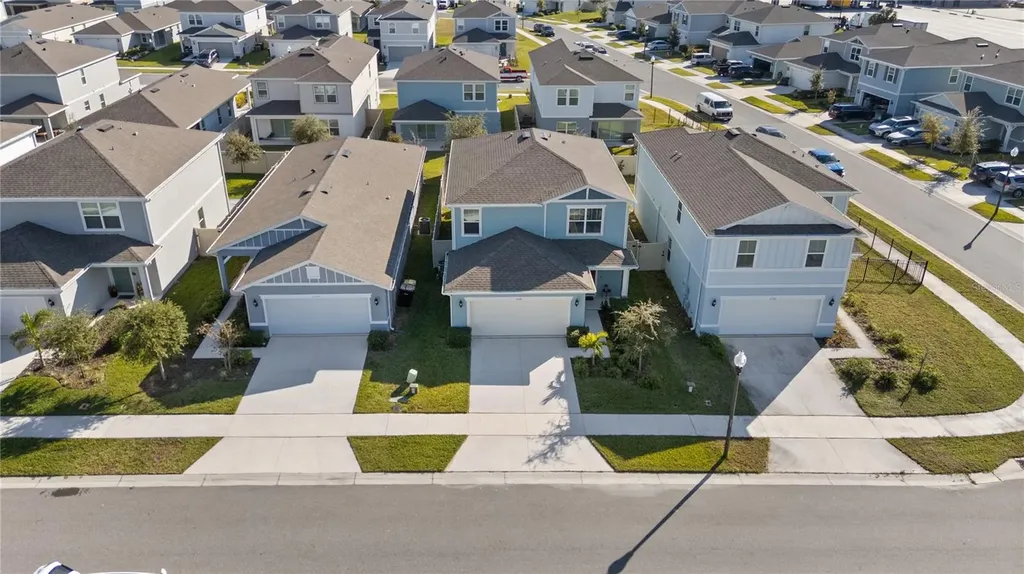 2106 Charming Avenue Davenport FL 33896