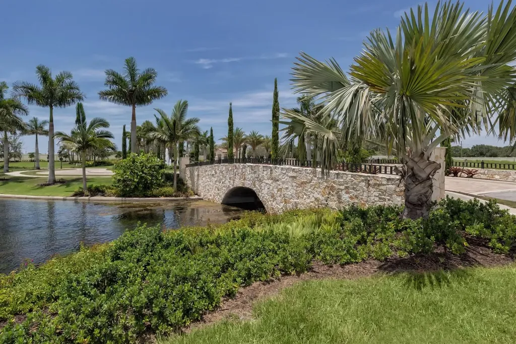 144 Soliera Street Nokomis FL 34275