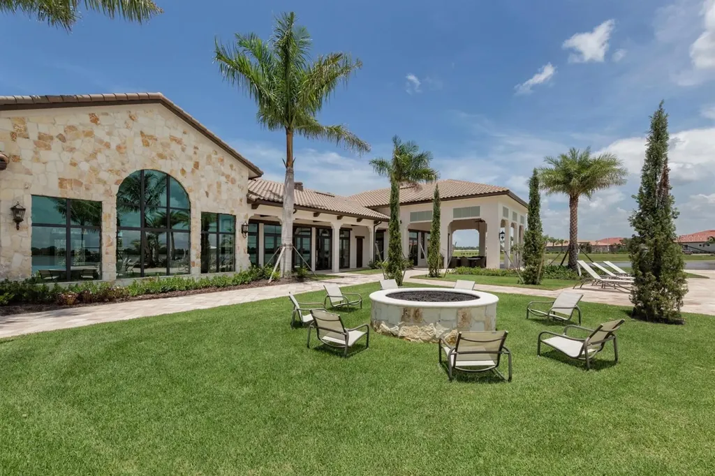 144 Soliera Street Nokomis FL 34275