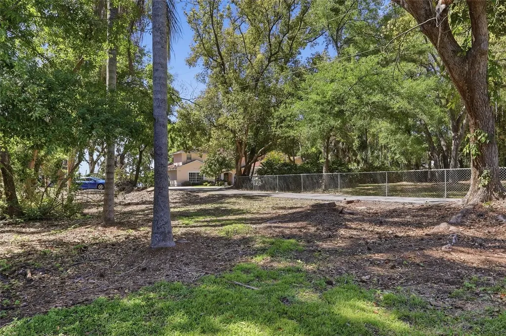 7201 Hodgewood Court Tampa FL 33614