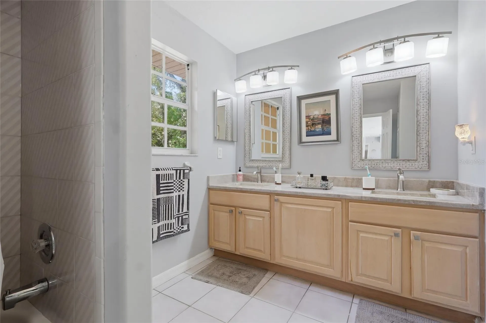 7201 Hodgewood Court Tampa FL 33614