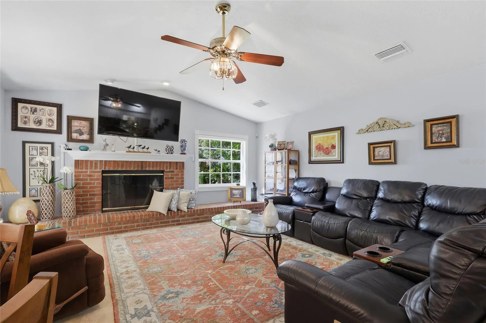 7201 Hodgewood Court Tampa FL 33614