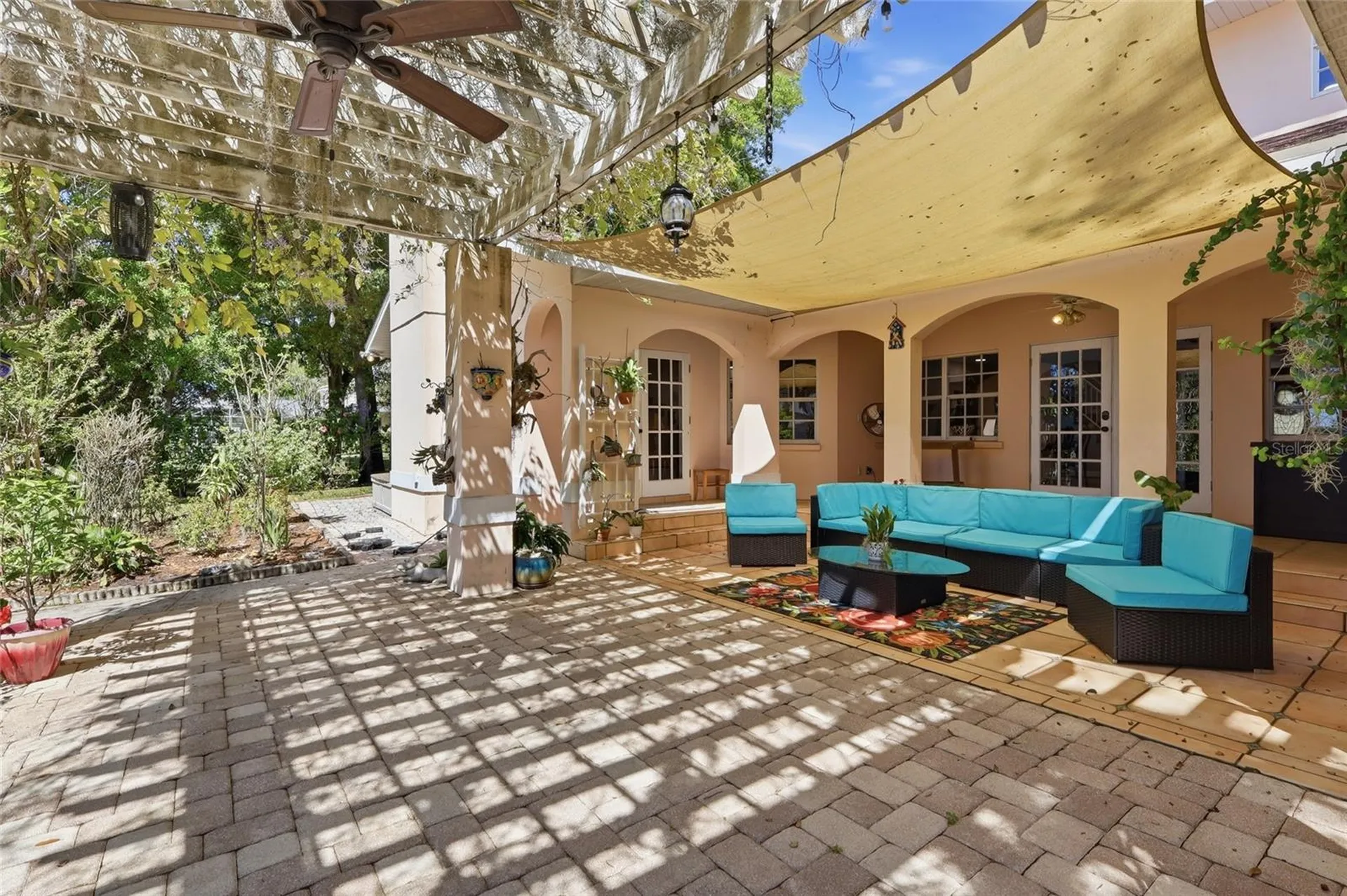 7201 Hodgewood Court Tampa FL 33614