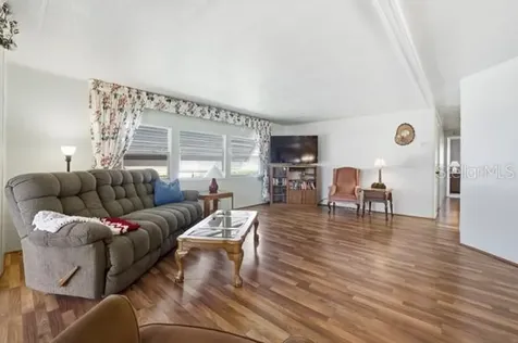 101 Mango Cove Leesburg FL 34748