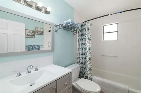 3200 Tobero Lane Sarasota FL 34235