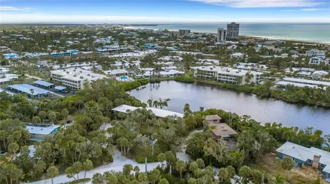 62 Sandy Hook Road S Sarasota FL 34242