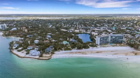62 Sandy Hook Road S Sarasota FL 34242