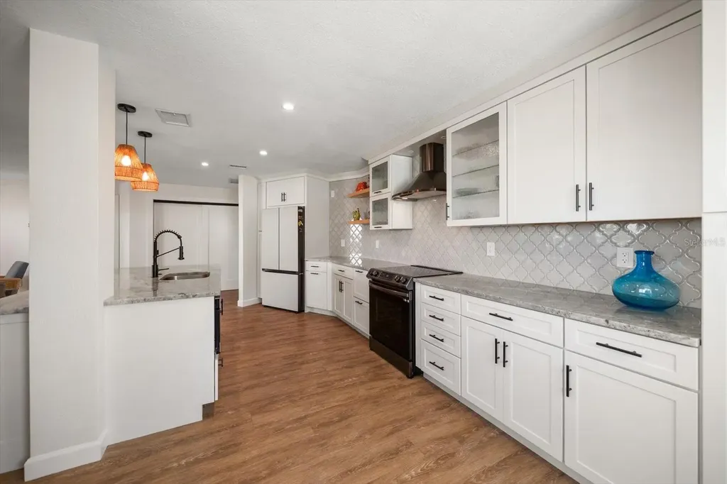 2505 Bay Boulevard Indian Rocks Beach FL 33785