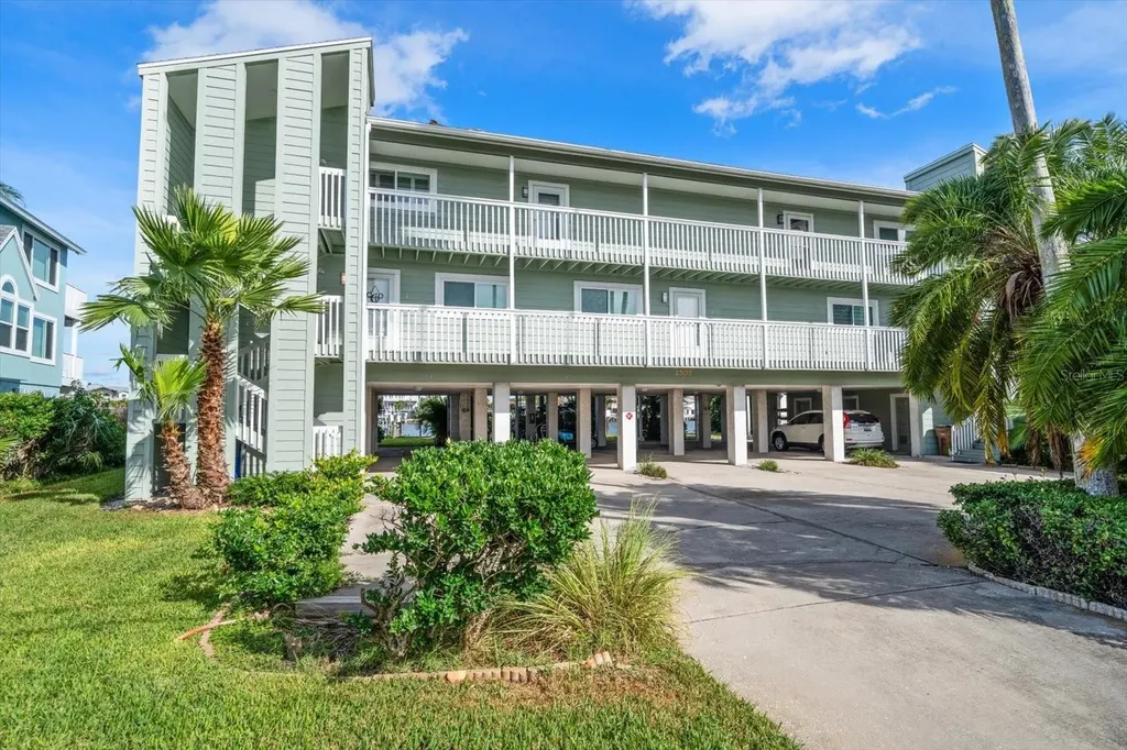 2505 Bay Boulevard Indian Rocks Beach FL 33785