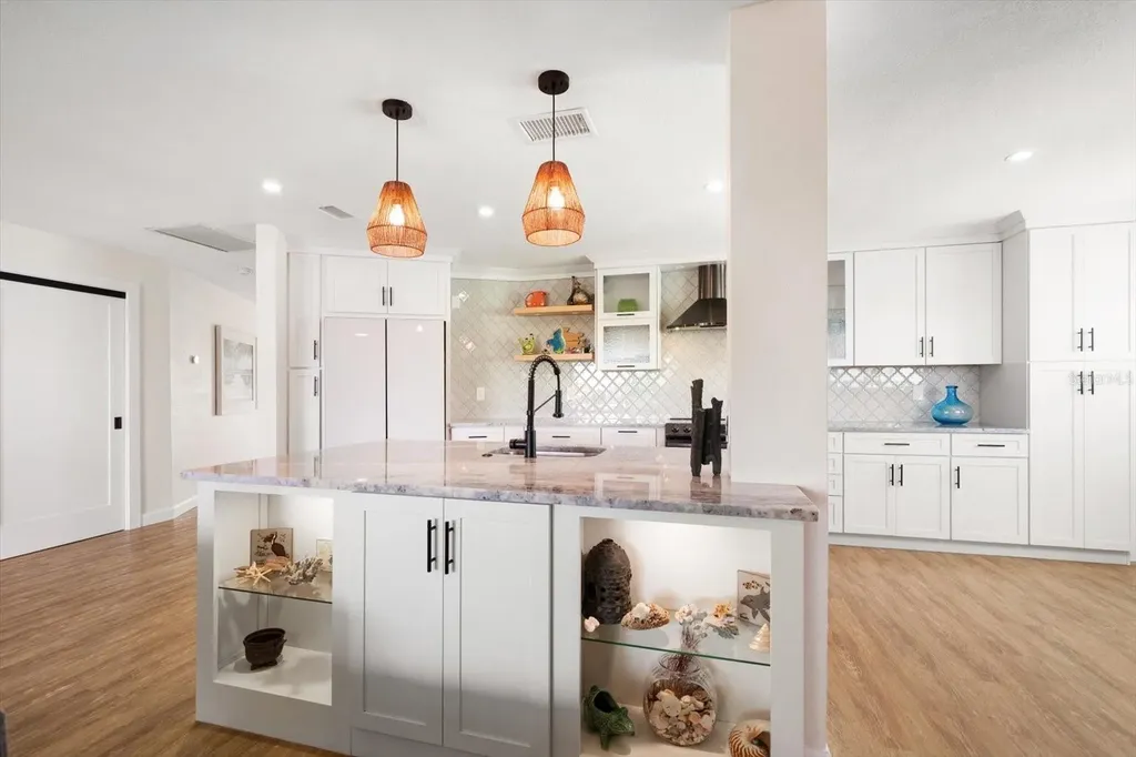 2505 Bay Boulevard Indian Rocks Beach FL 33785