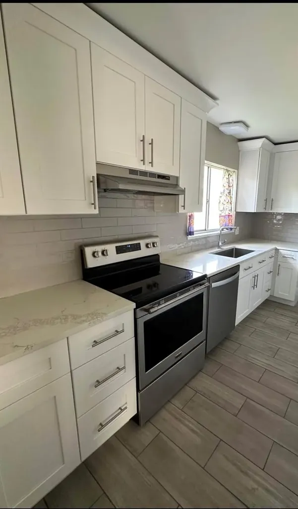960 Apollo Beach Boulevard Apollo Beach FL 33572