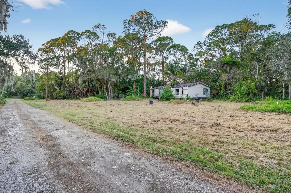 6331 Lost Trail Holiday FL 34690