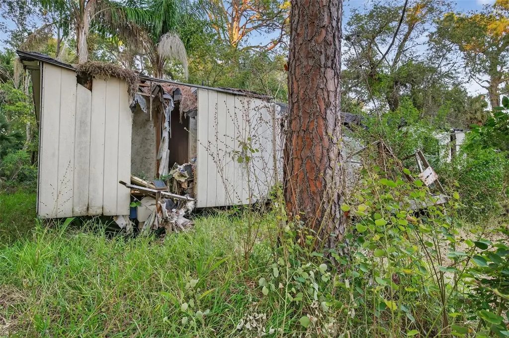 6331 Lost Trail Holiday FL 34690