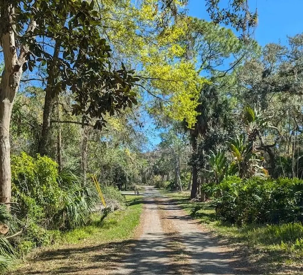6331 Lost Trail Holiday FL 34690