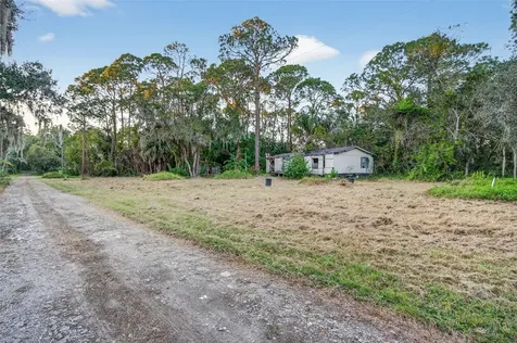 6331 Lost Trail Holiday FL 34690