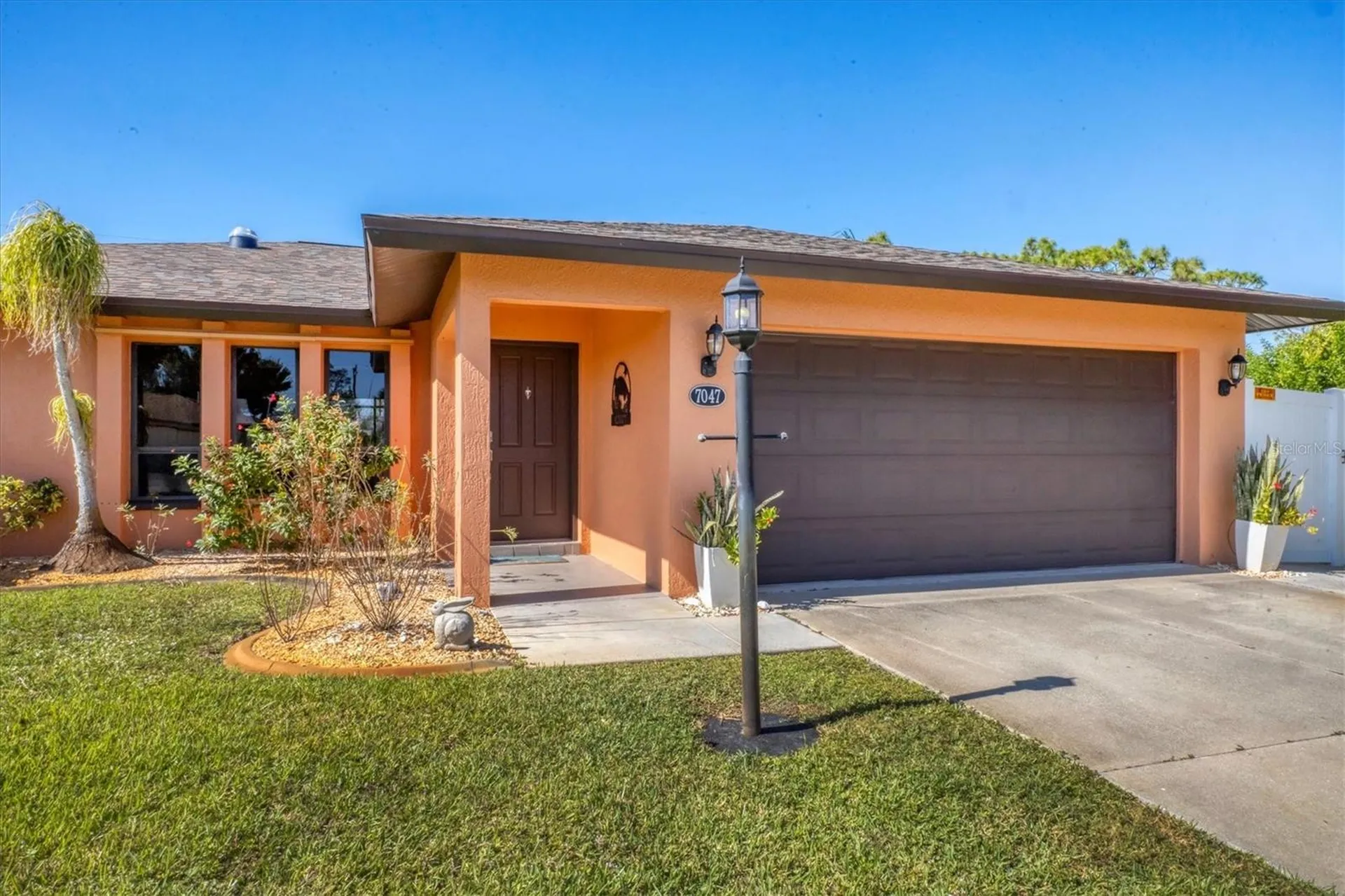 7047 Adderly Street Englewood FL 34224