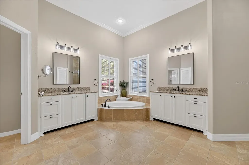 539 Islebay Drive Apollo Beach FL 33572