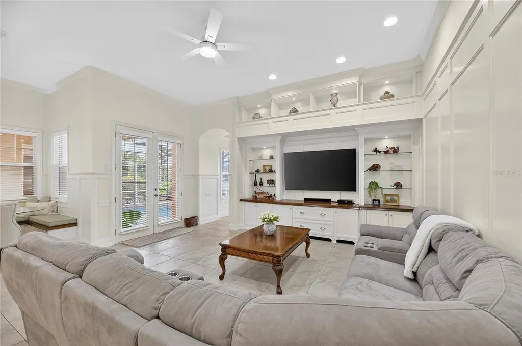 539 Islebay Drive Apollo Beach FL 33572