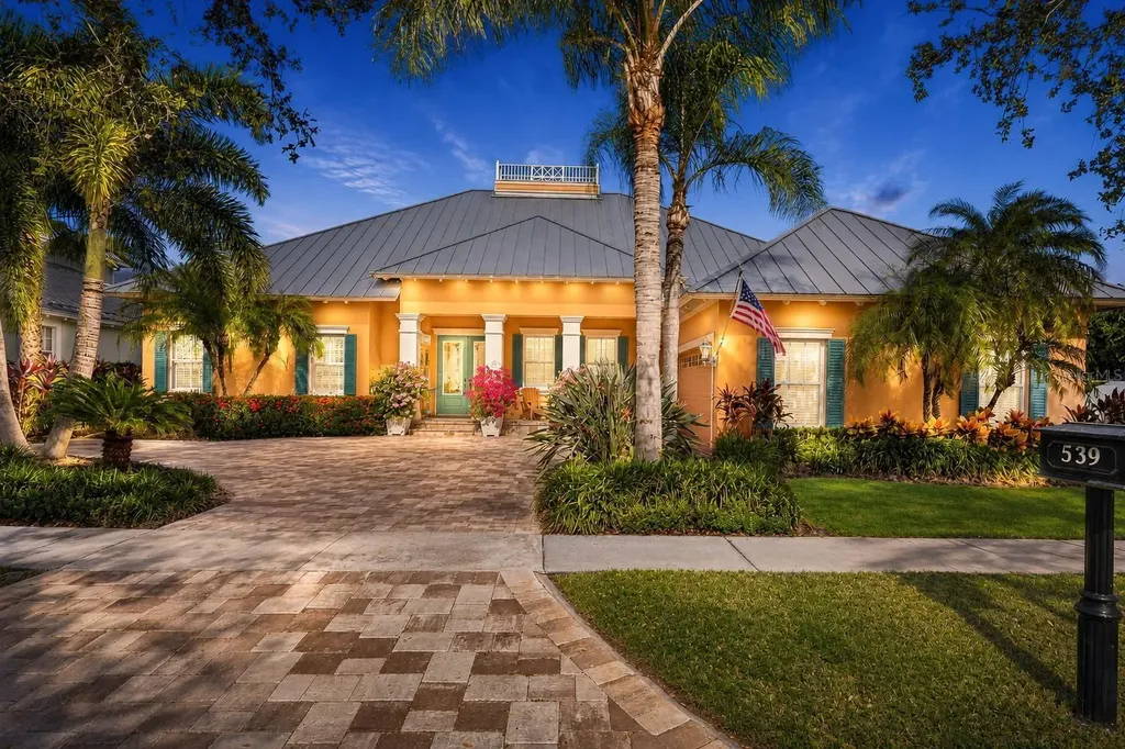 539 Islebay Drive Apollo Beach FL 33572