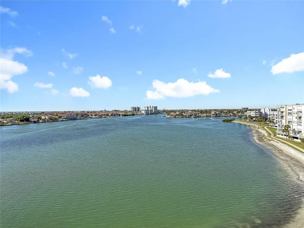 7932 Sailboat Key Boulevard S South Pasadena FL 33707