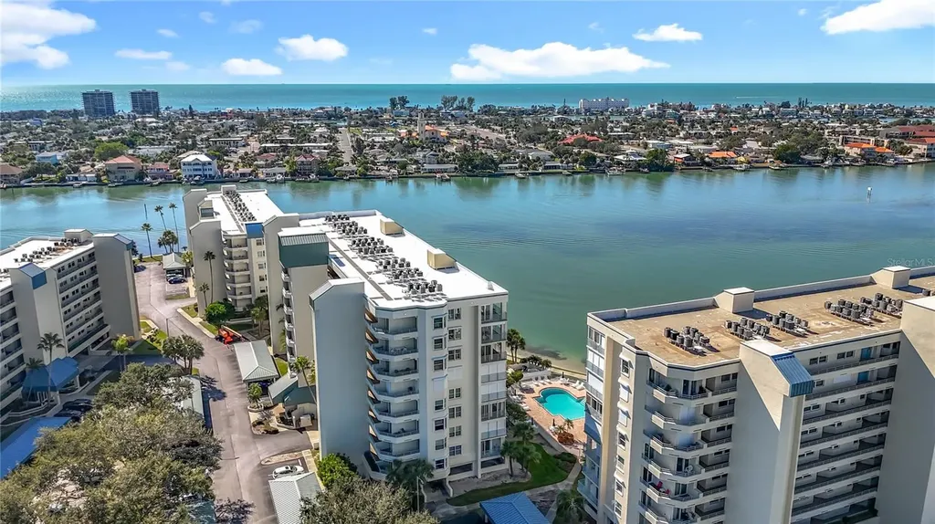 7932 Sailboat Key Boulevard S South Pasadena FL 33707