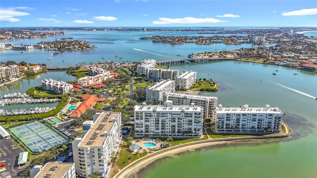 7932 Sailboat Key Boulevard S South Pasadena FL 33707