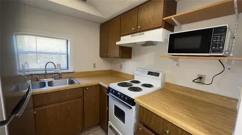 616 Massachusetts Avenue St Cloud FL 34769