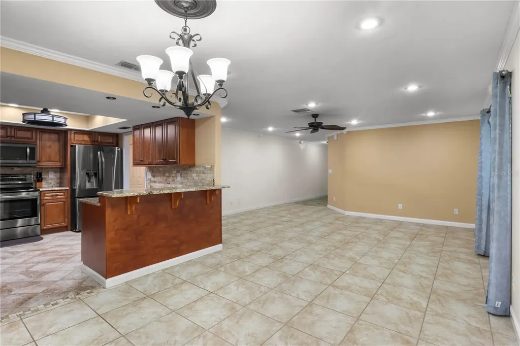 731 Canberra Road Winter Haven FL 33884