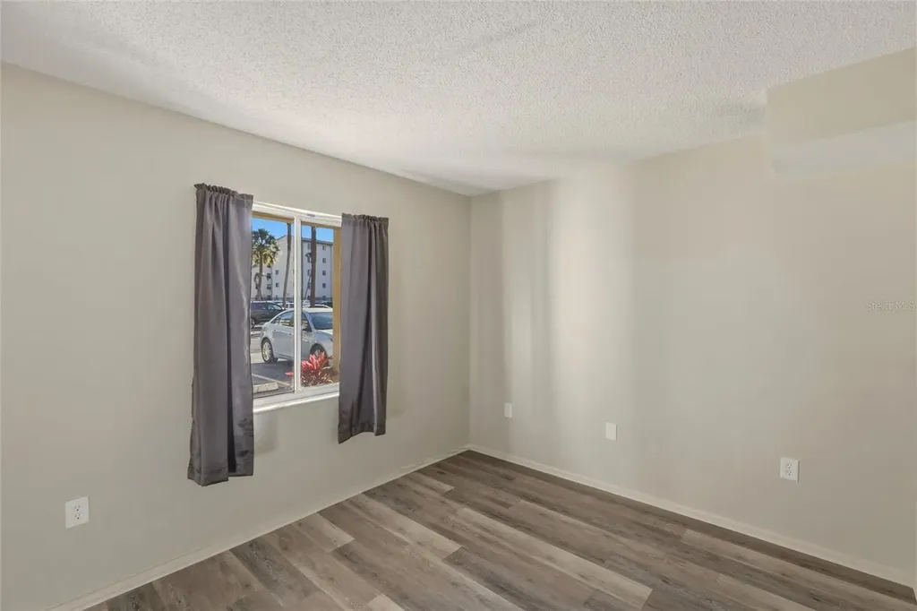 3531 Lake Bayshore Drive Bradenton FL 34205