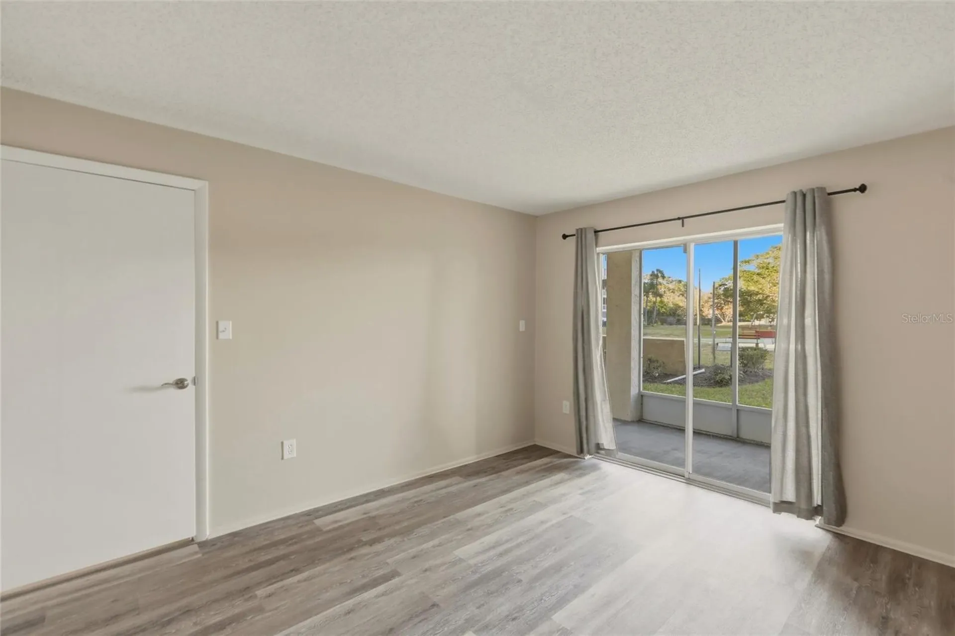 3531 Lake Bayshore Drive Bradenton FL 34205