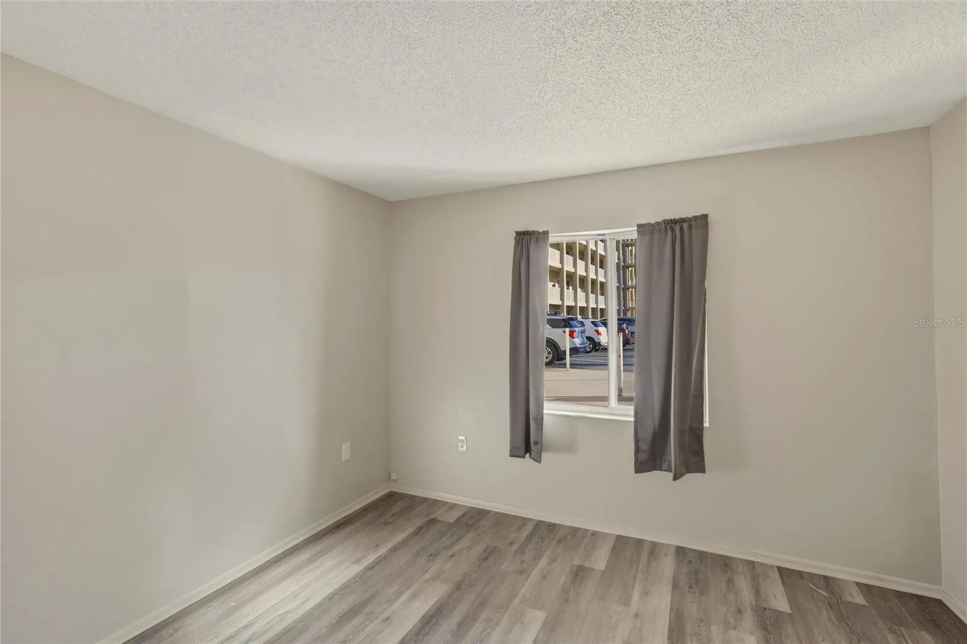 3531 Lake Bayshore Drive Bradenton FL 34205