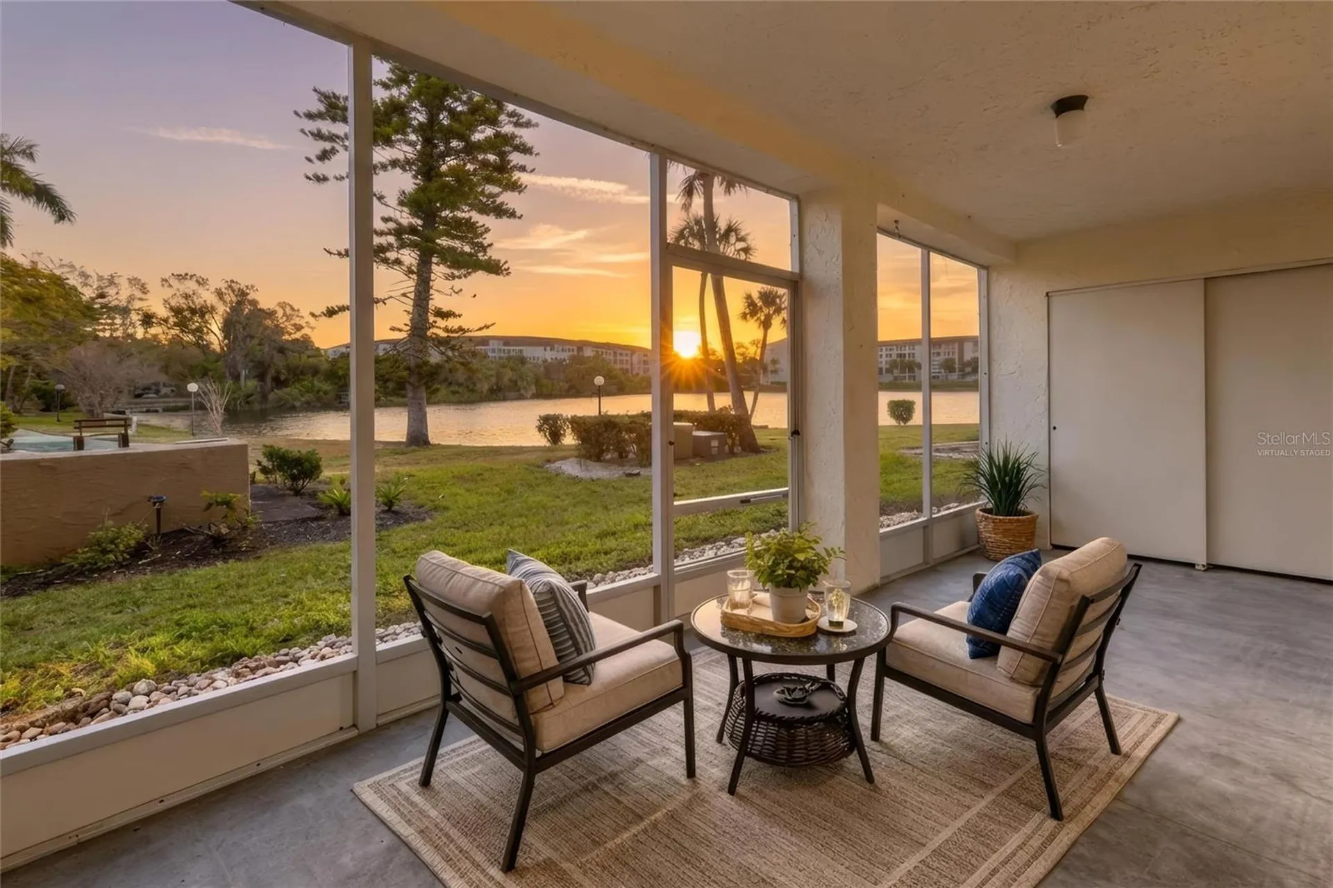 3531 Lake Bayshore Drive Bradenton FL 34205