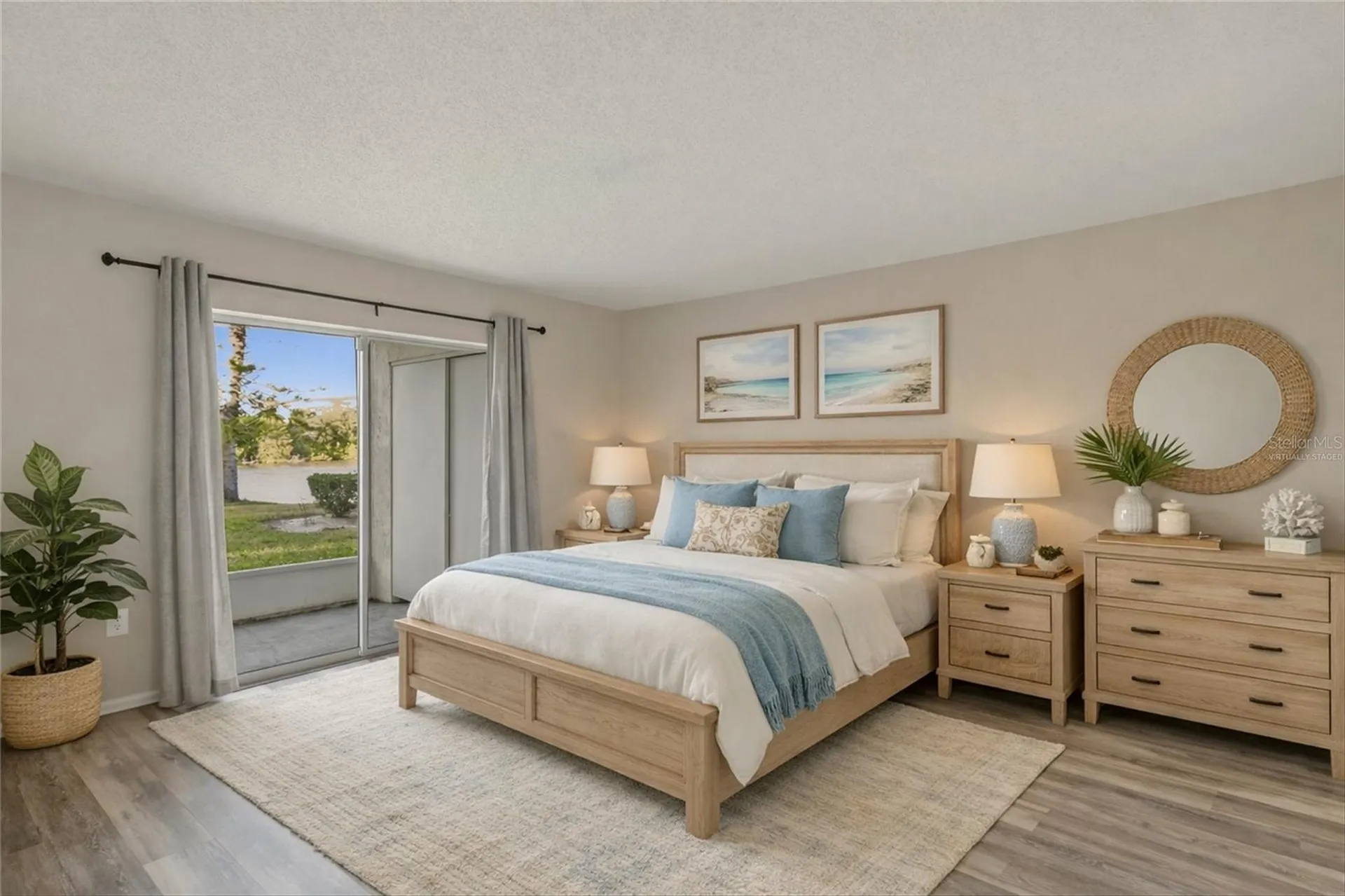 3531 Lake Bayshore Drive Bradenton FL 34205