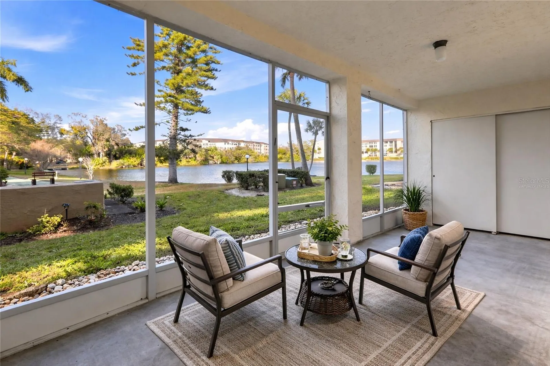 3531 Lake Bayshore Drive Bradenton FL 34205