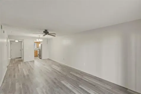 3531 Lake Bayshore Drive Bradenton FL 34205