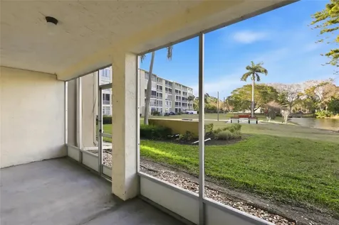 3531 Lake Bayshore Drive Bradenton FL 34205